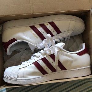 Adidas superstars